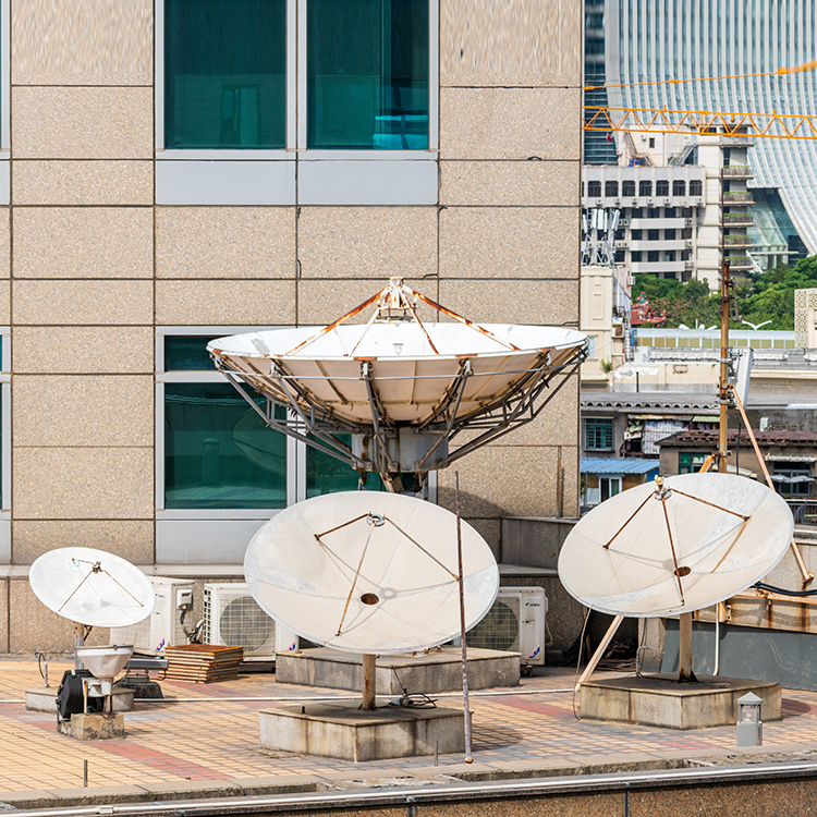 CDMA/NB-IoT synchronization