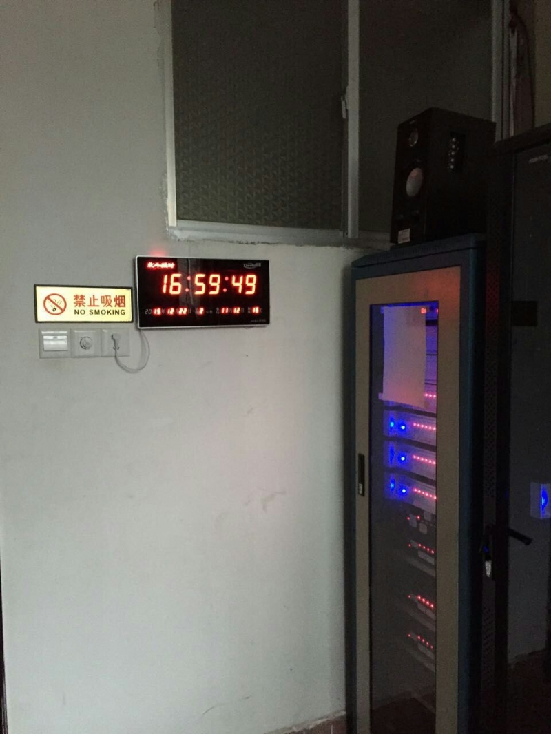 长沙市研究生入学考试采用DP2245北斗同步时钟.jpg 长沙市研究生入学考试采用DP2245北斗同步时钟.jpg