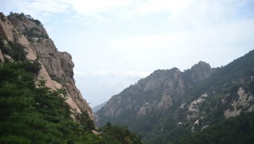 北斗系统服务智慧泰山建设2.jpg 北斗系统服务智慧泰山建设2.jpg