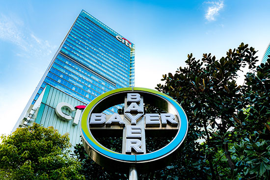 拜耳集团德国制药和农用化学制品公司采购安装述泰洁净室嵌入式时钟