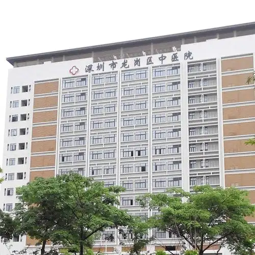 深圳市龙岗中医院选用述泰卫星同步时钟为走廊，护士站，就诊大厅提供标准时间