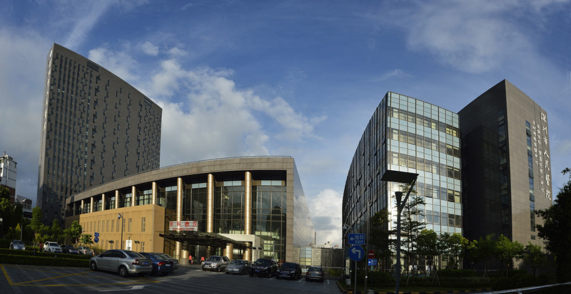 长沙天穹电子为深圳市人民医院多科室提供医院时钟系统(单面时钟+双面挂钟及NTP时间管理系统) 长沙天穹电子为深圳市人民医院多科室提供医院时钟系统(单面时钟+双面挂钟及NTP时间管理系统)