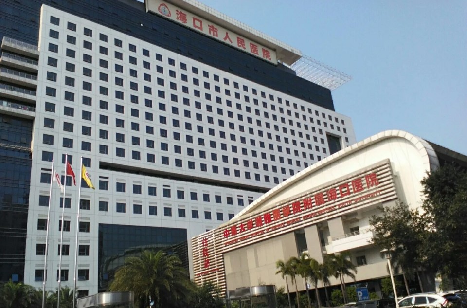 Haikou People’s Hospital_Satellite Clock System Enables Hospital-Wide Precise Time Synchronization