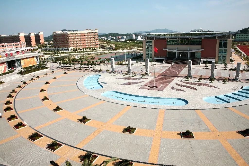 Jinshan Middle school Jinshan Middle school